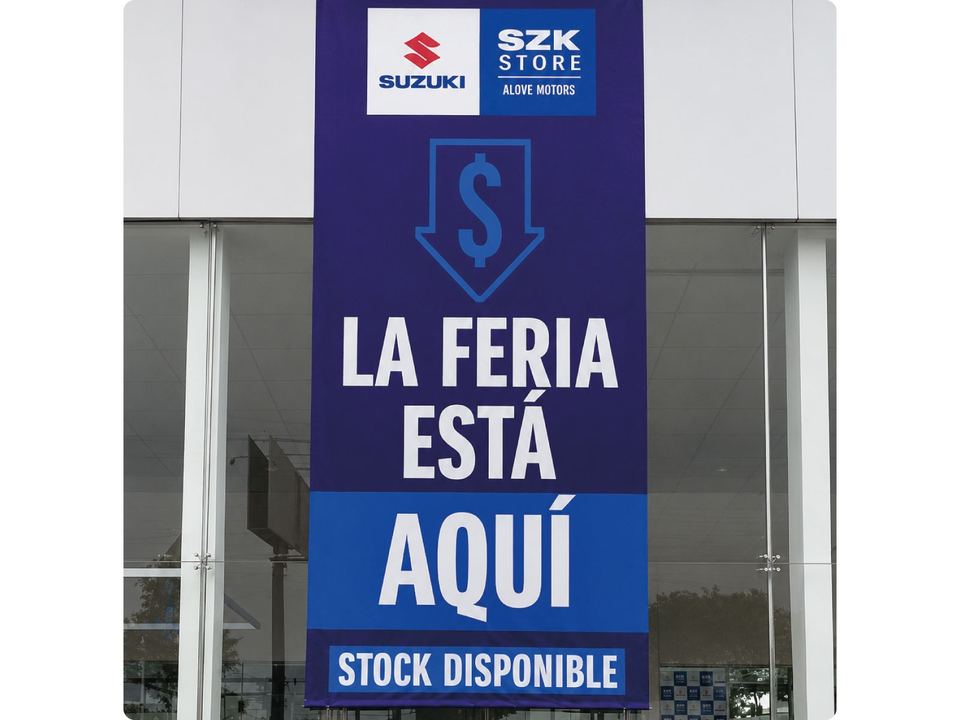 Banner de gran formato para feria de Suzuki SZK Store